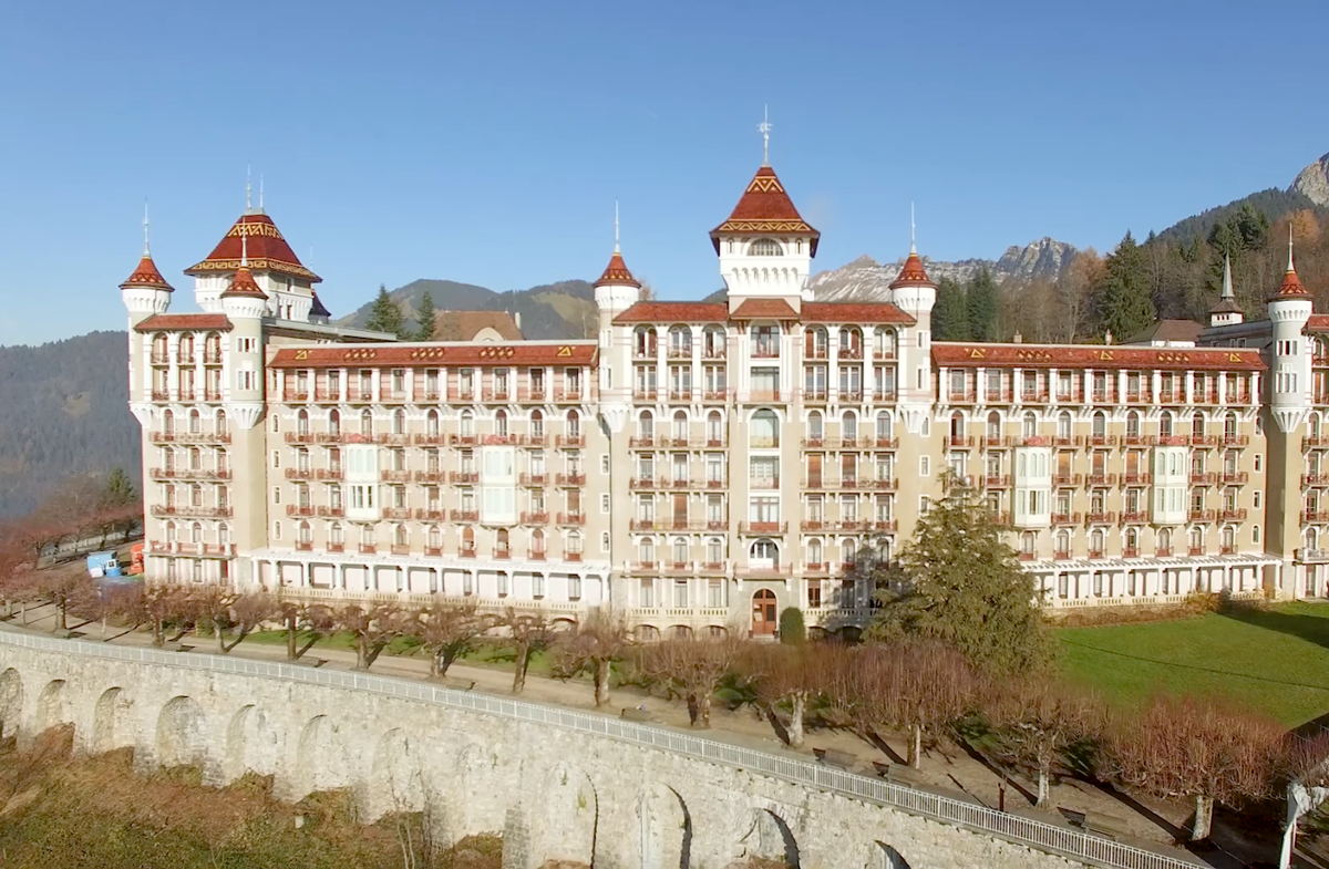 SWISS HOTEL MANAGEMENT SCHOOL